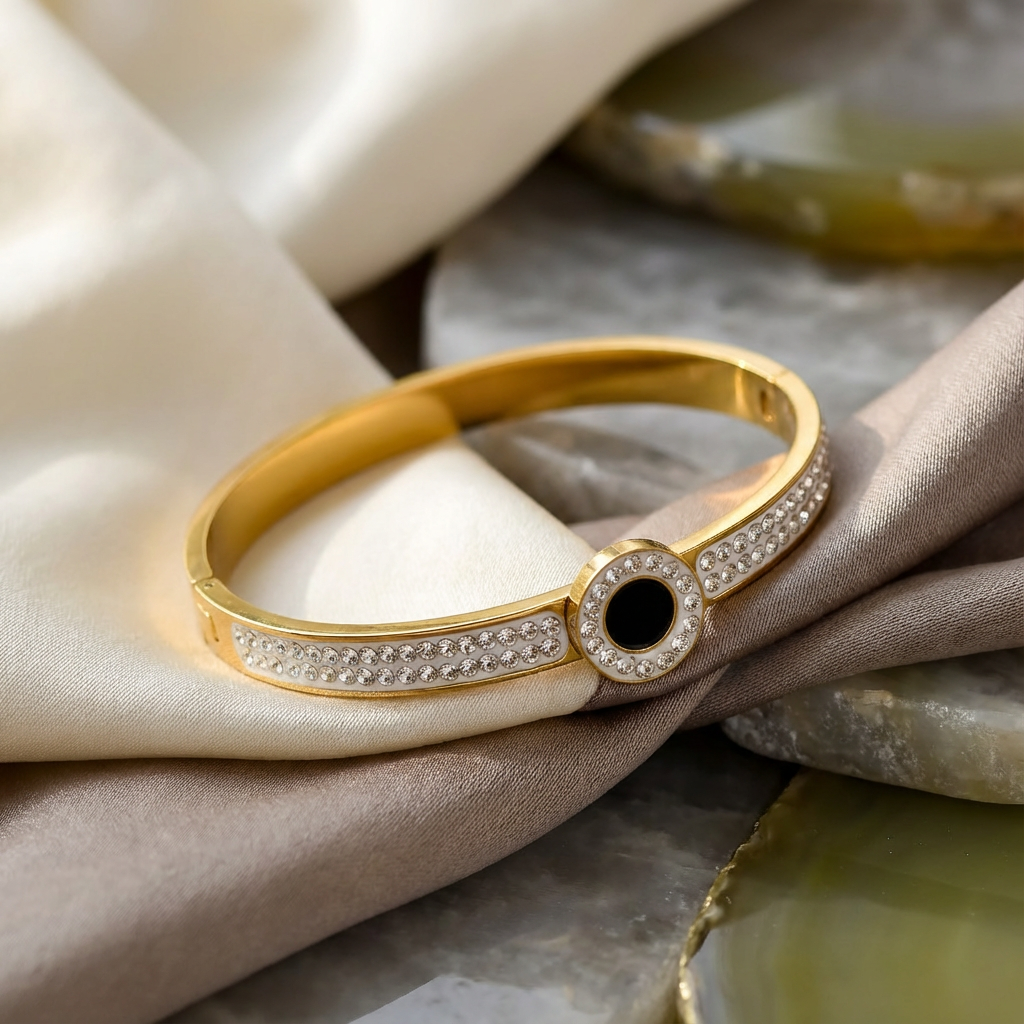 Sitara Halo Circle Bangle - view 4
