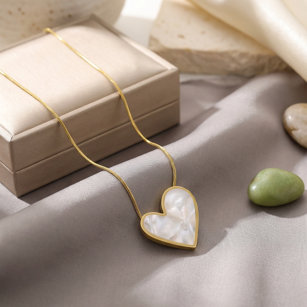 Aura Pearly Heart Necklace - view 3