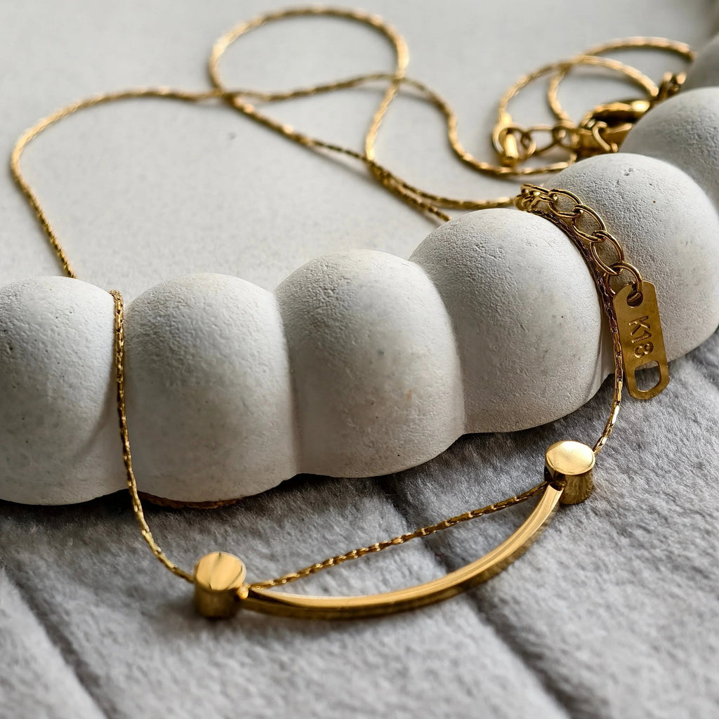 Joy Curved Bar Necklace - view 3