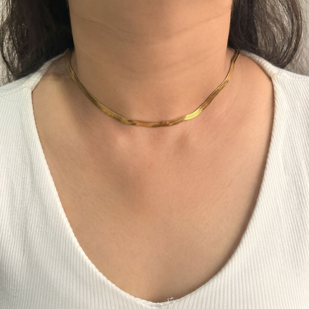 Tessa Herringbone Chain Necklace - view 2