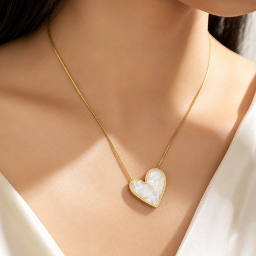 Aura Pearly Heart Necklace