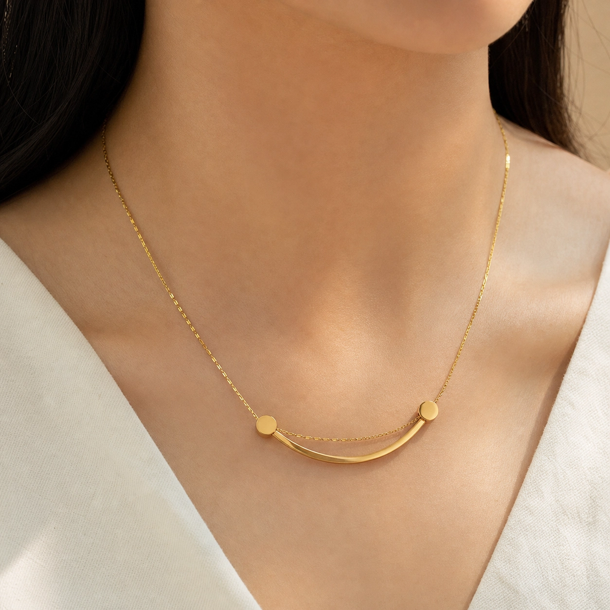 Joy Curved Bar Necklace