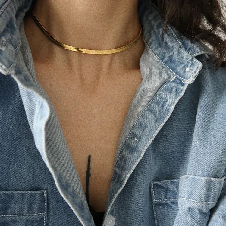 Tessa Herringbone Chain Necklace - view 5