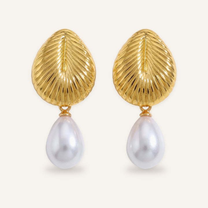 Wren Ginkgo Pearl Studs